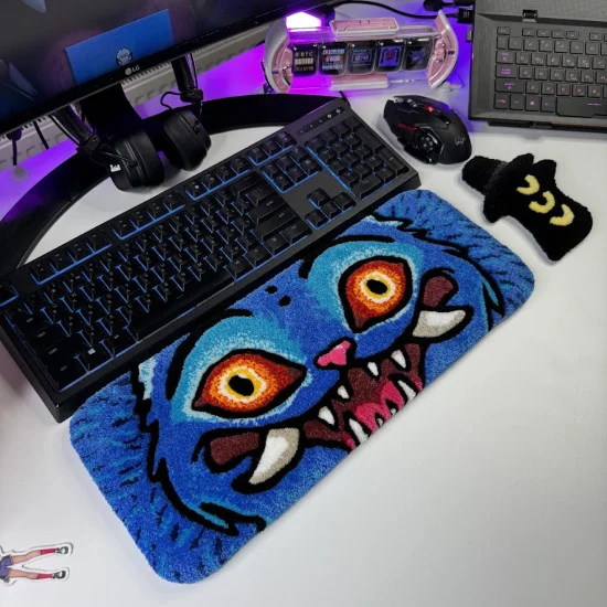 Derpy Tiger Keyboard Rug – Handmade Funny Desk Mat | Daft Pink Art