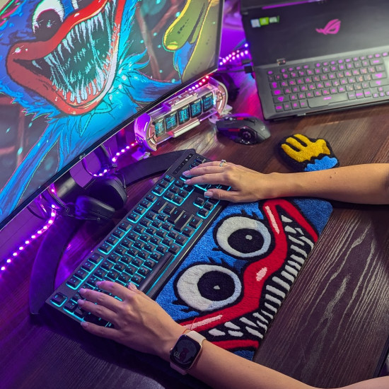 Fluffy Keyboard Rug H Fluffy Keyboard Rug H