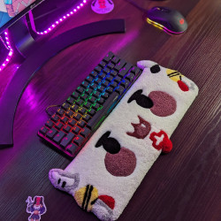Fluffy Keyboard Rug MAS