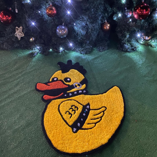 PUNK? duck tufted rug PUNK? duck tufted rug