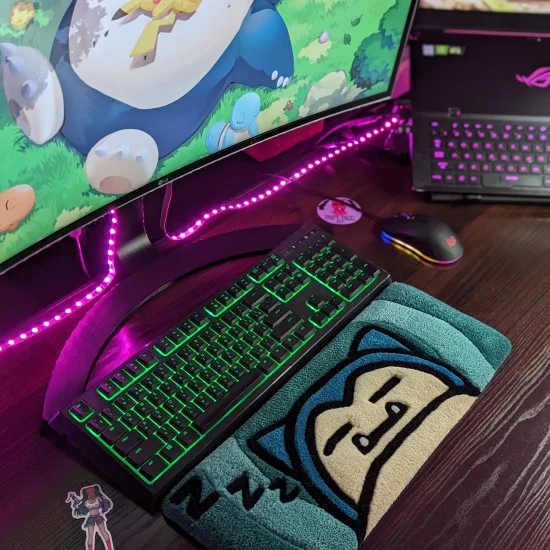 Fluffy Keyboard Rug SNzz