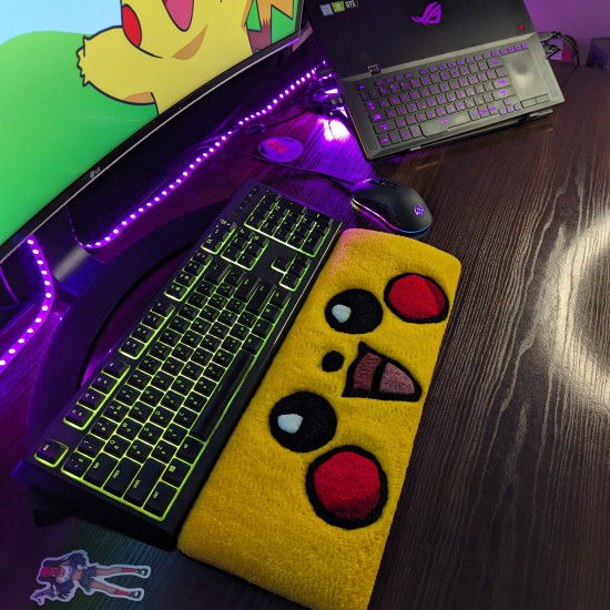 Fluffy Keyboard Rug Happy PK